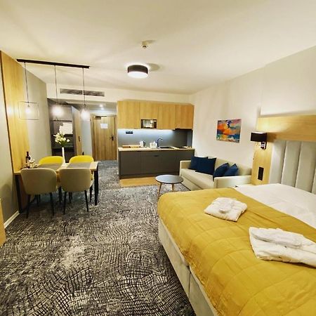 Luxapartmanbesenova Hotel Akvamarin Exteriér fotografie