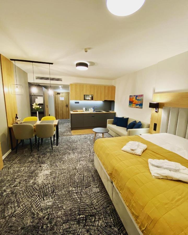 Luxapartmanbesenova Hotel Akvamarin Exteriér fotografie